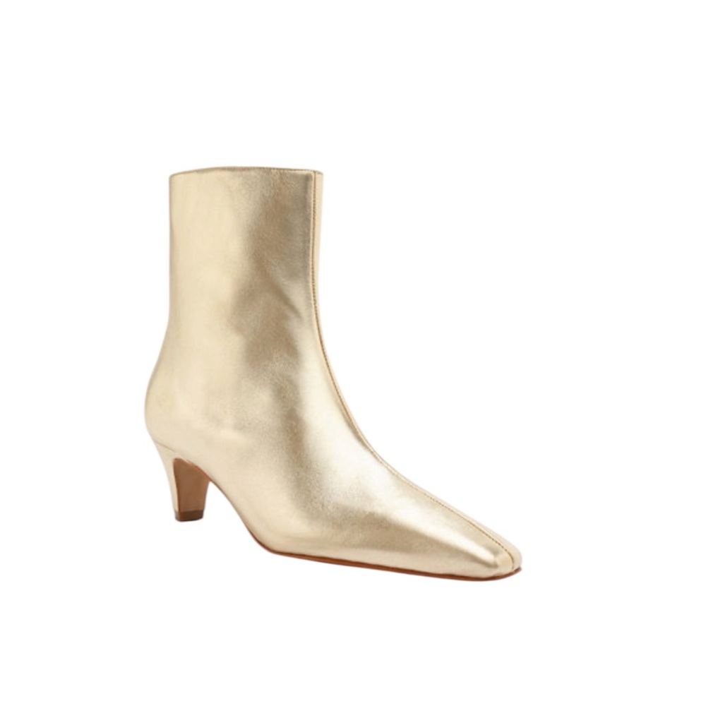 New in Box Schutz Women’s Dellia Metallic Gold Ankle Bootie with‎ Kitten Heel